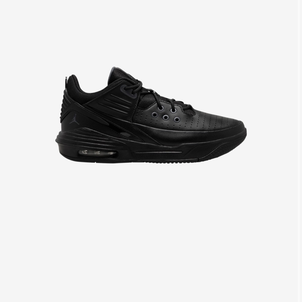 Jordan max aura 5